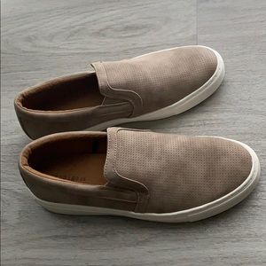 Spring Slip on Sneakers